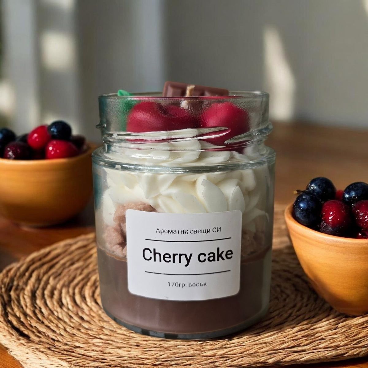 Свещ Cherry cake